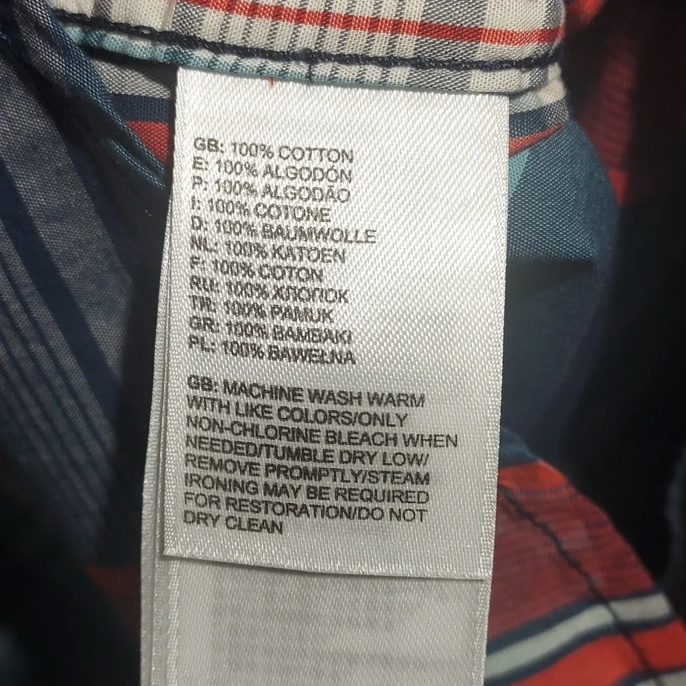 The North Face short‎ sleeve plaid men's button-up shirt size large